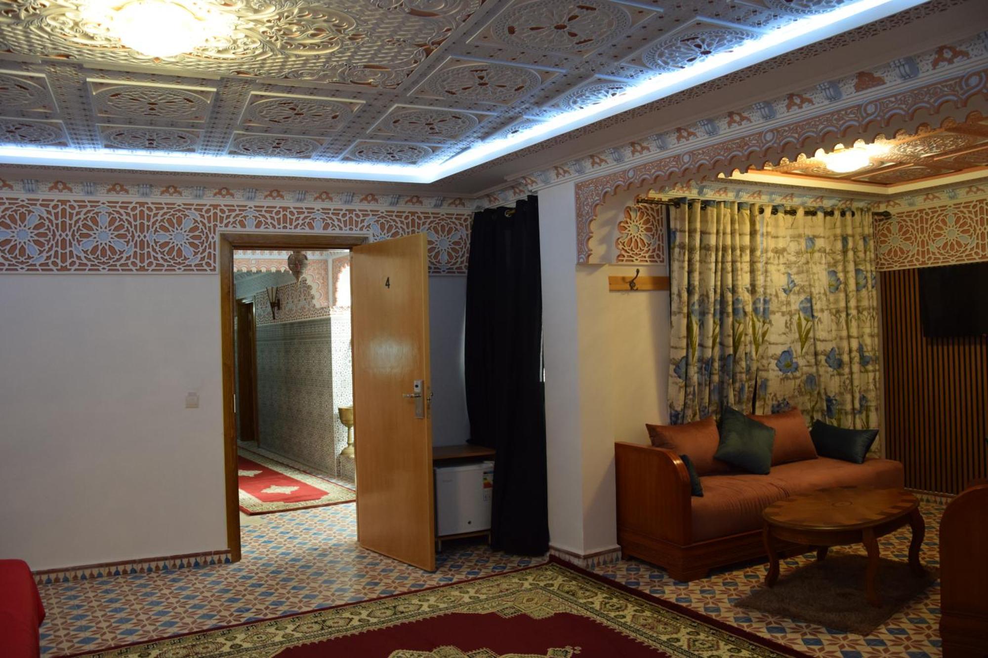 Hotel Diyafat Bladi à Oujda Extérieur photo